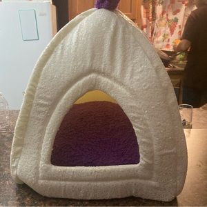 Cat bed